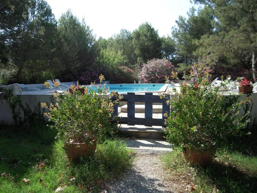 Manade Cavallini - Mas De Pioch Saintes-Maries-de-la-Mer 0*,